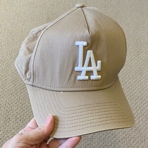 LA Dodgers Tan Baseball Cap with White Logo